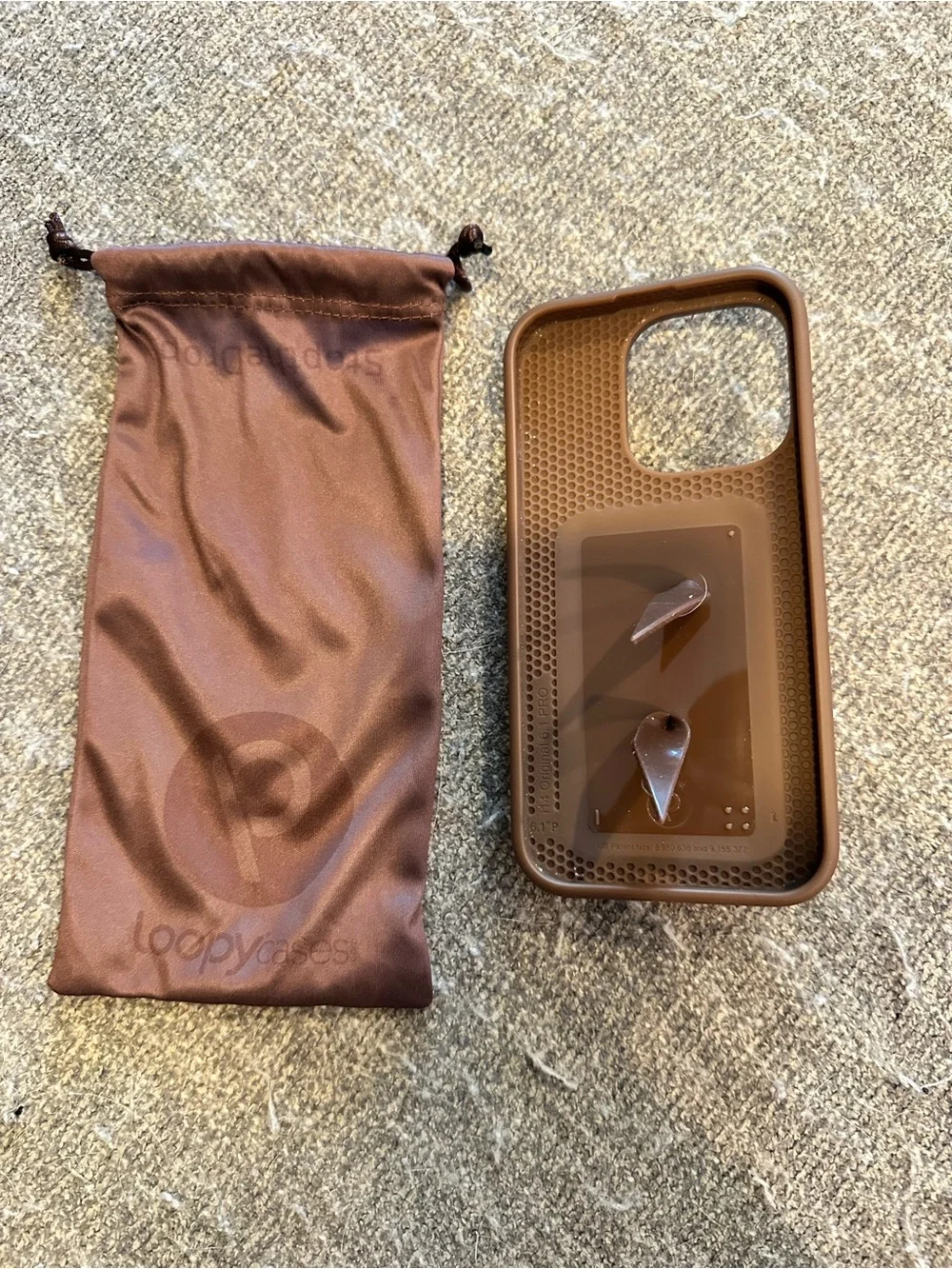 Loopy Light Brown Protective iPhone 14 Pro Case